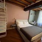 招待所 Le Di Bsuites 3*