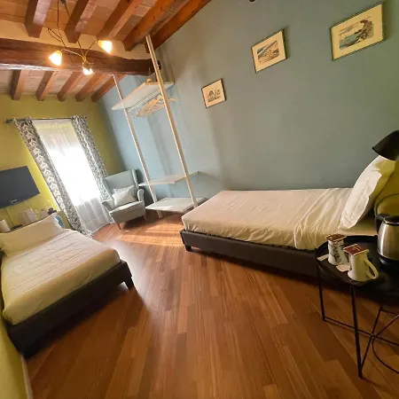 Pensionat Le Di Bsuites Parma