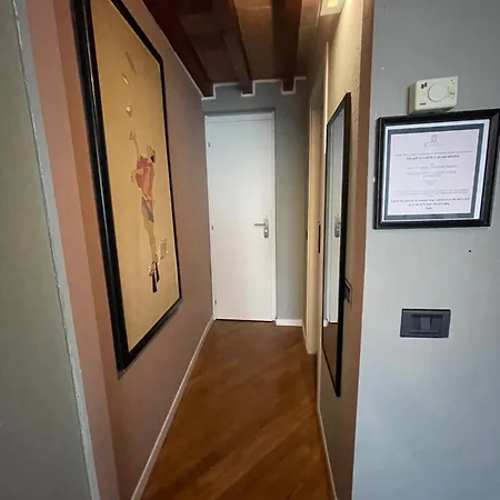 Le Di Bsuites Parme