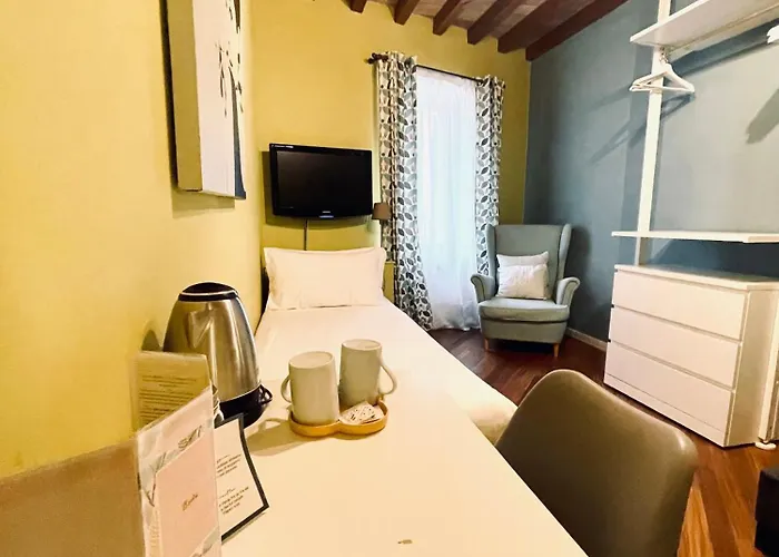 Le Di Bsuites Pensionat Parma