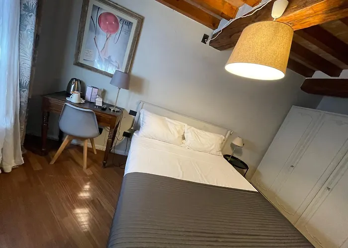 Pensionat Le Di Bsuites Parma